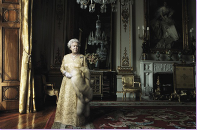 Annie Liebovitz -Queen Elizabeth 2-jpg
