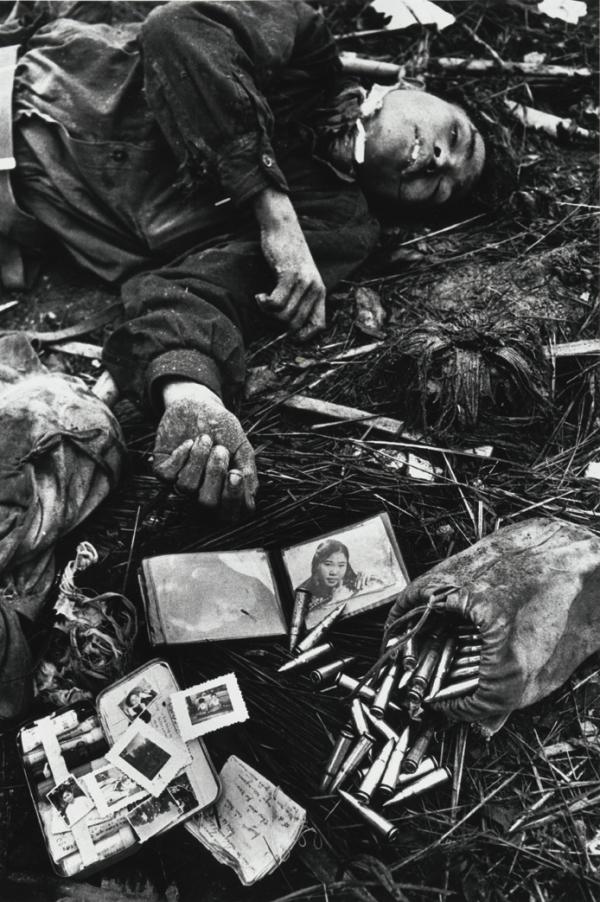 Don McCullin 'Staged body of Vietnamese Soldier'